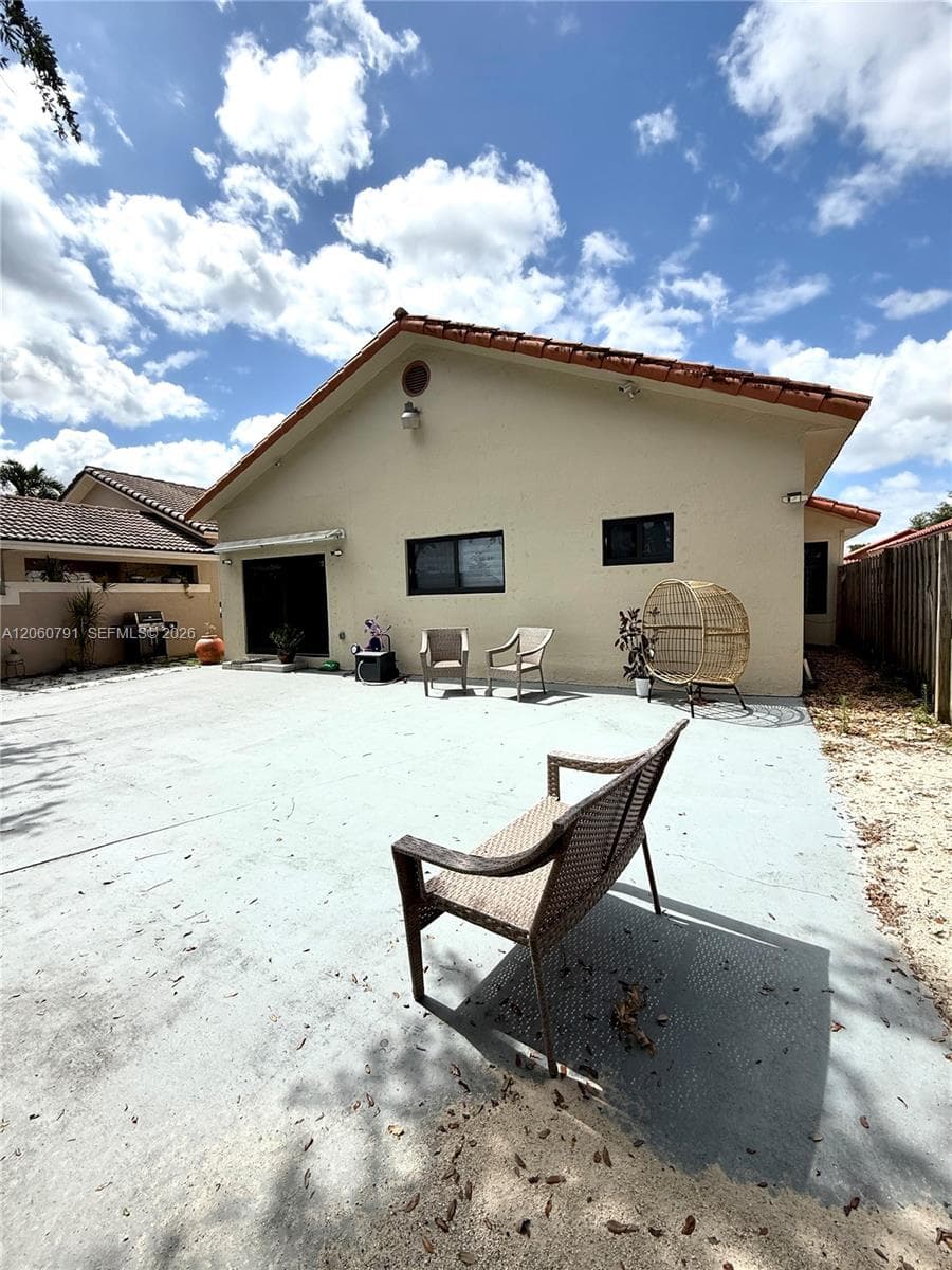 8731 NW 153rd Ter photo 22
