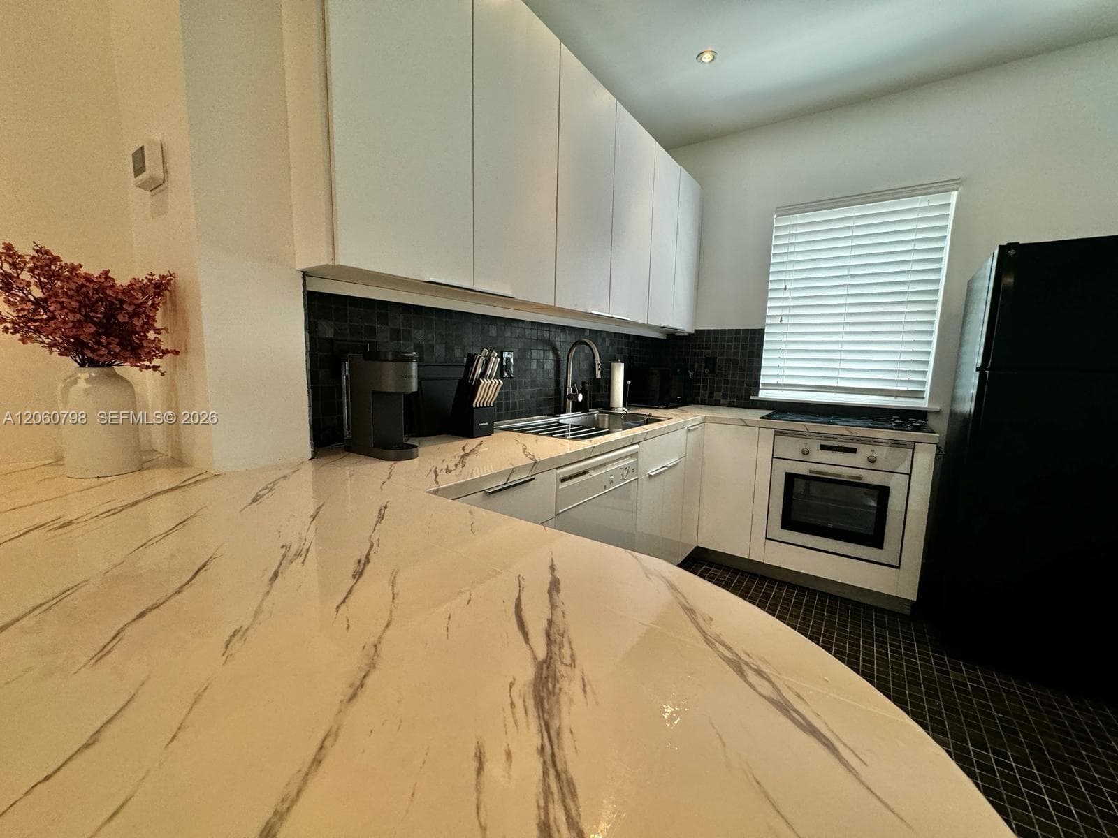 THE PARC VENDOME CONDO · #104 in Miami Beach - Photo 4