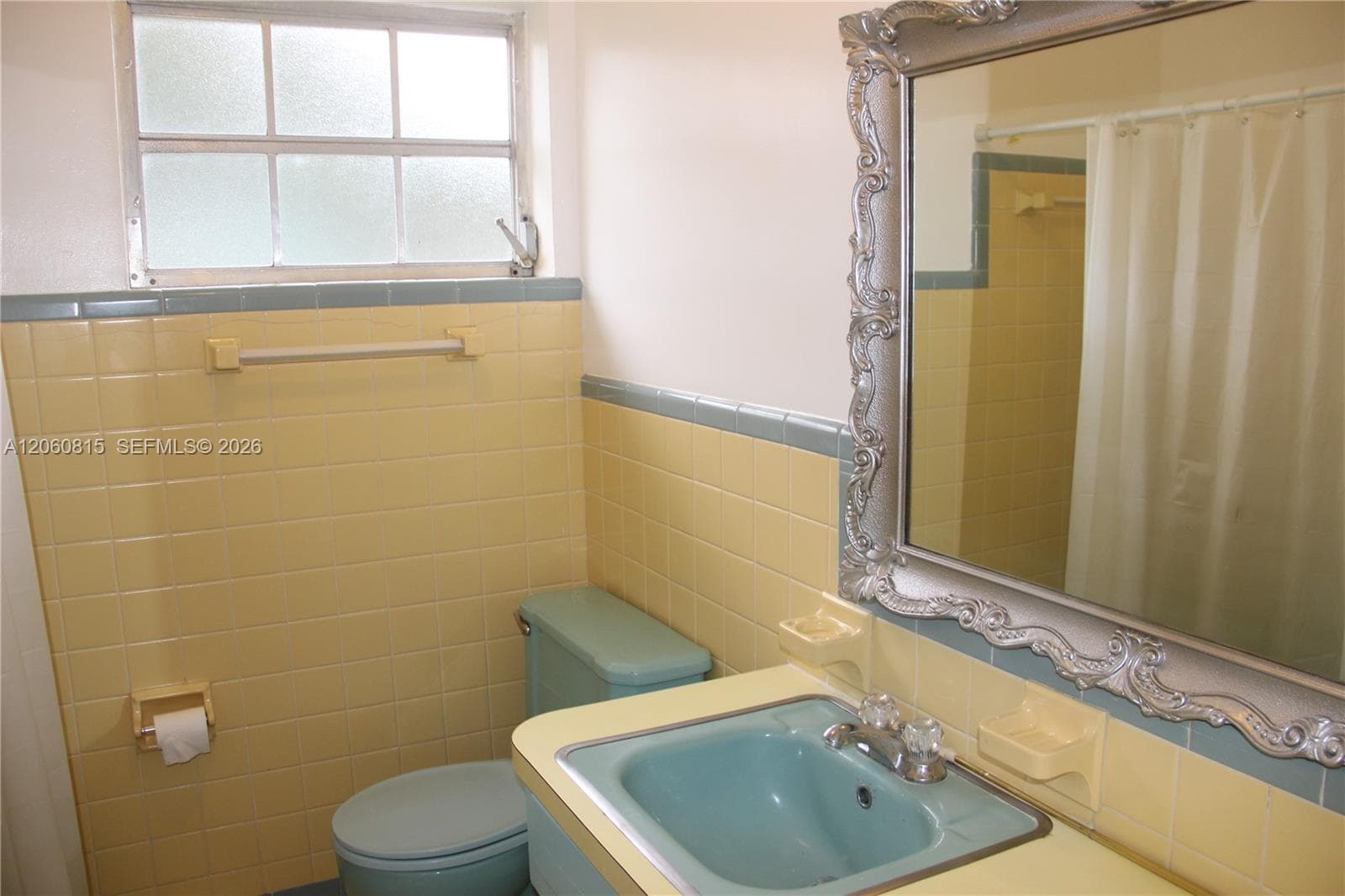 Bathroom 1 Art Deco Styled