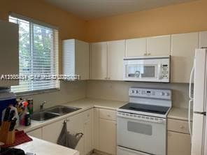 2821 SE 15th Rd #91 photo 4