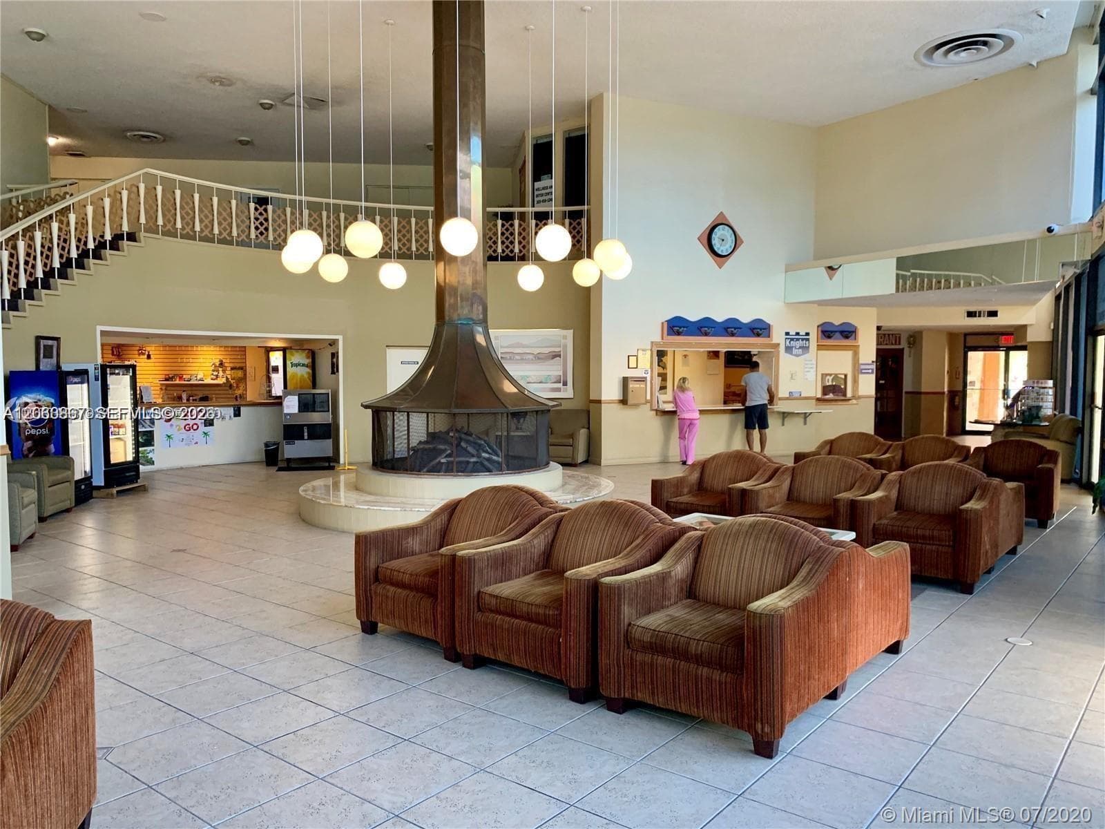 DIPLOMAT GOLF & RACQUET C · #2330 in Hallandale Beach - Photo 10