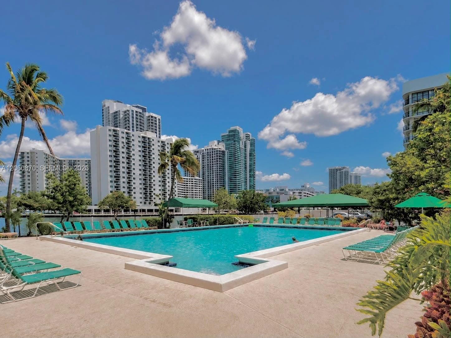 OCEANVIEW PARK CONDO · #505 in Hallandale Beach - Photo 1