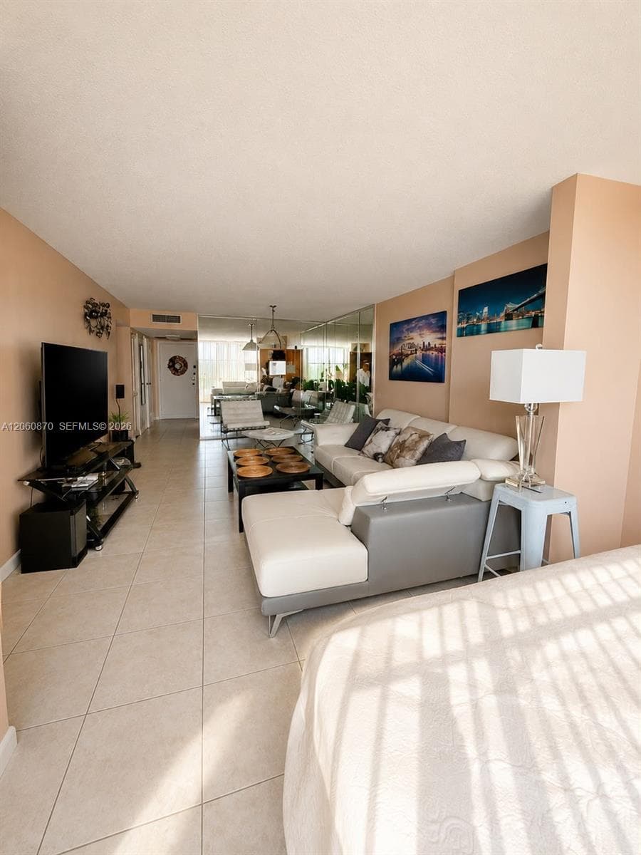 OCEANVIEW PARK CONDO · #505 in Hallandale Beach - Photo 5