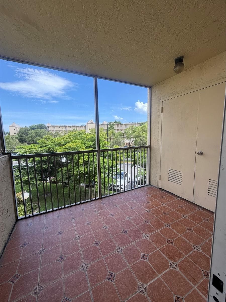 LAS VISTAS AT DORAL CONDO · #306 in Doral - Photo 13