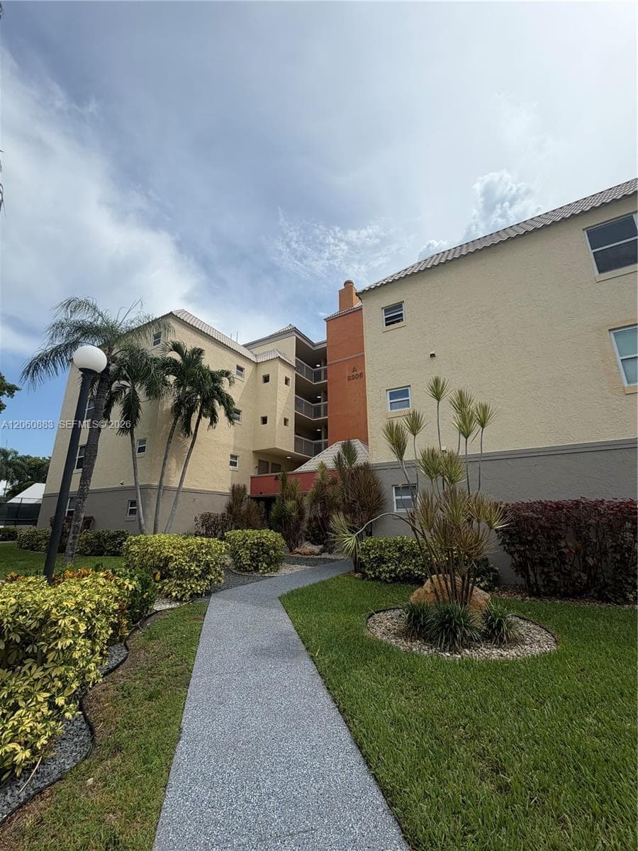 LAS VISTAS AT DORAL CONDO · #306 in Doral - Photo 29