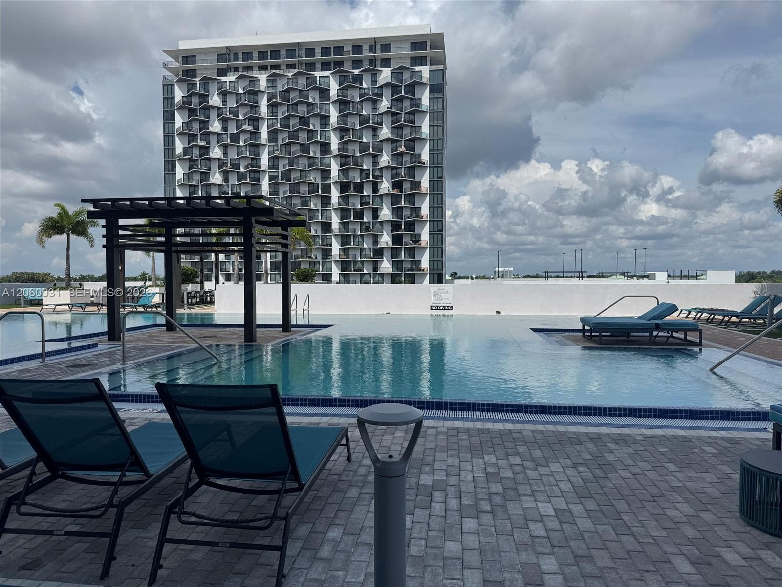 5350 PARK CONDO · #1706 in Doral - Photo 2