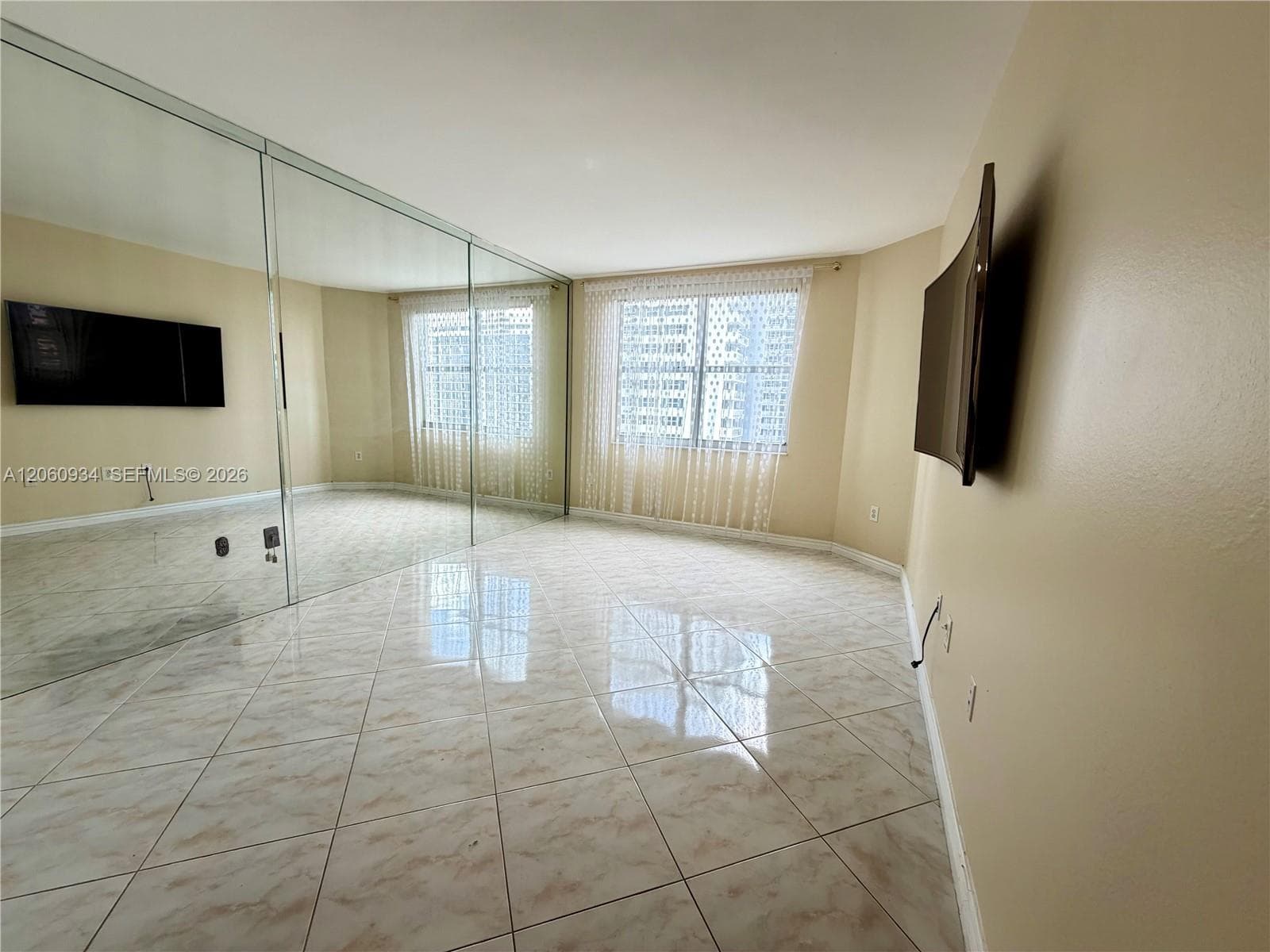 HEMISPHERES CONDO · #6N in Hallandale Beach - Photo 9