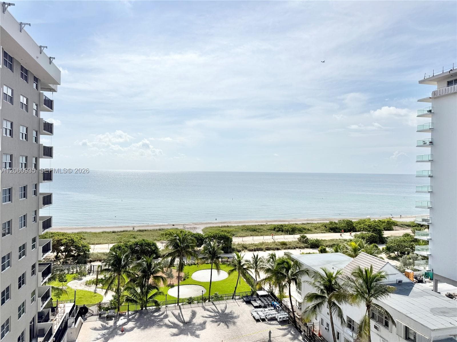 MANATEE CONDO · #811 in Surfside - Photo 12