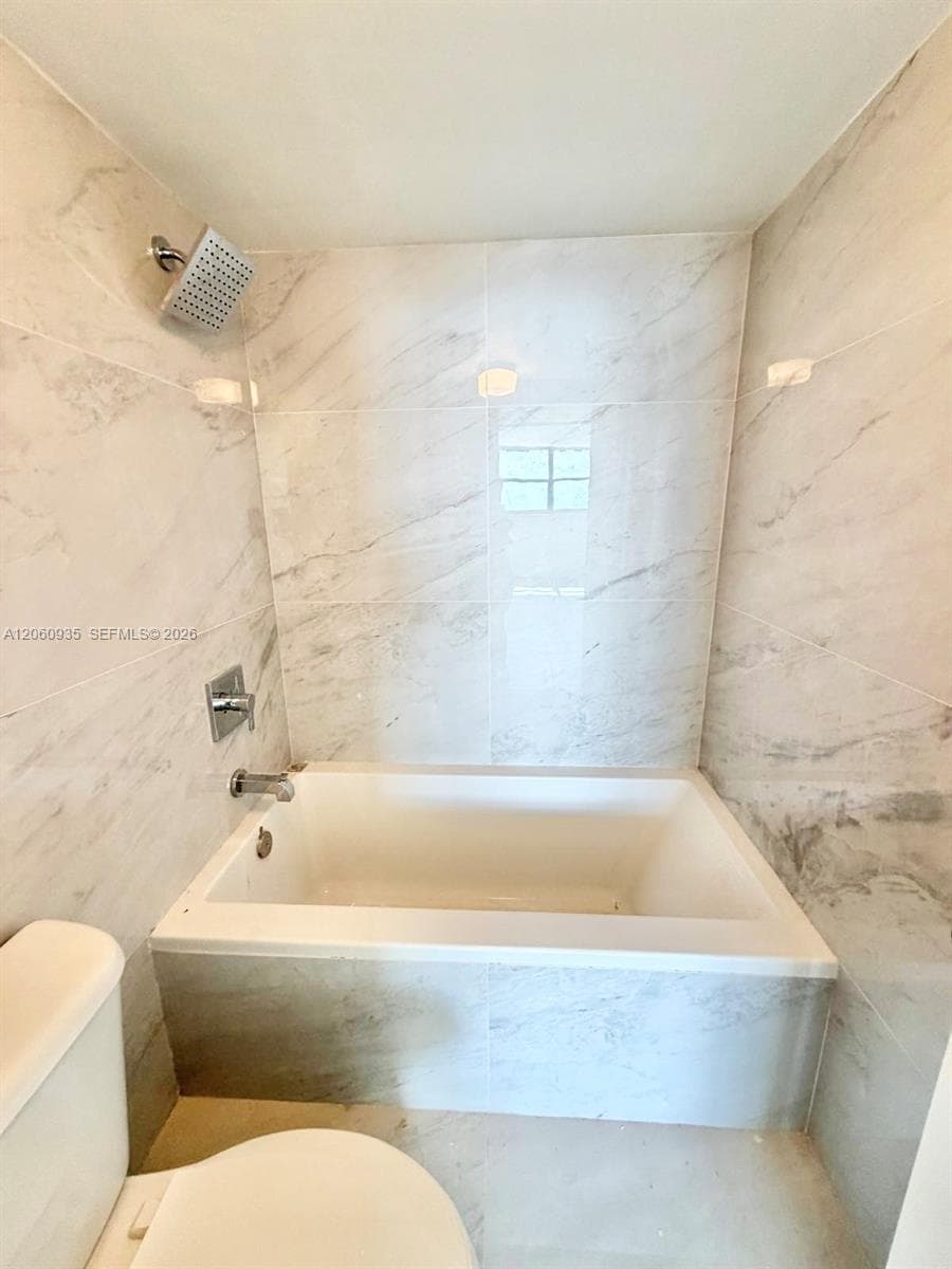 MANATEE CONDO · #811 in Surfside - Photo 11