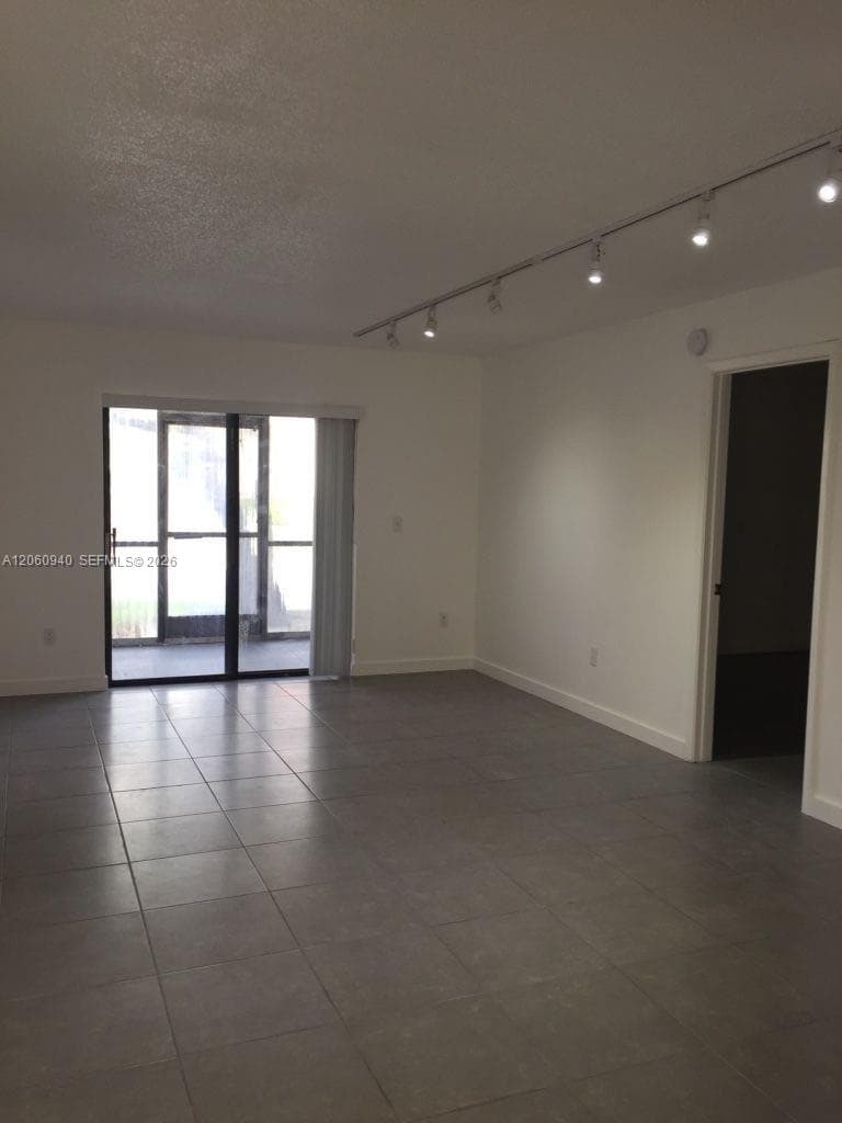 MONTEREY CONDO THREE · #104-33 in Miami - Photo 6