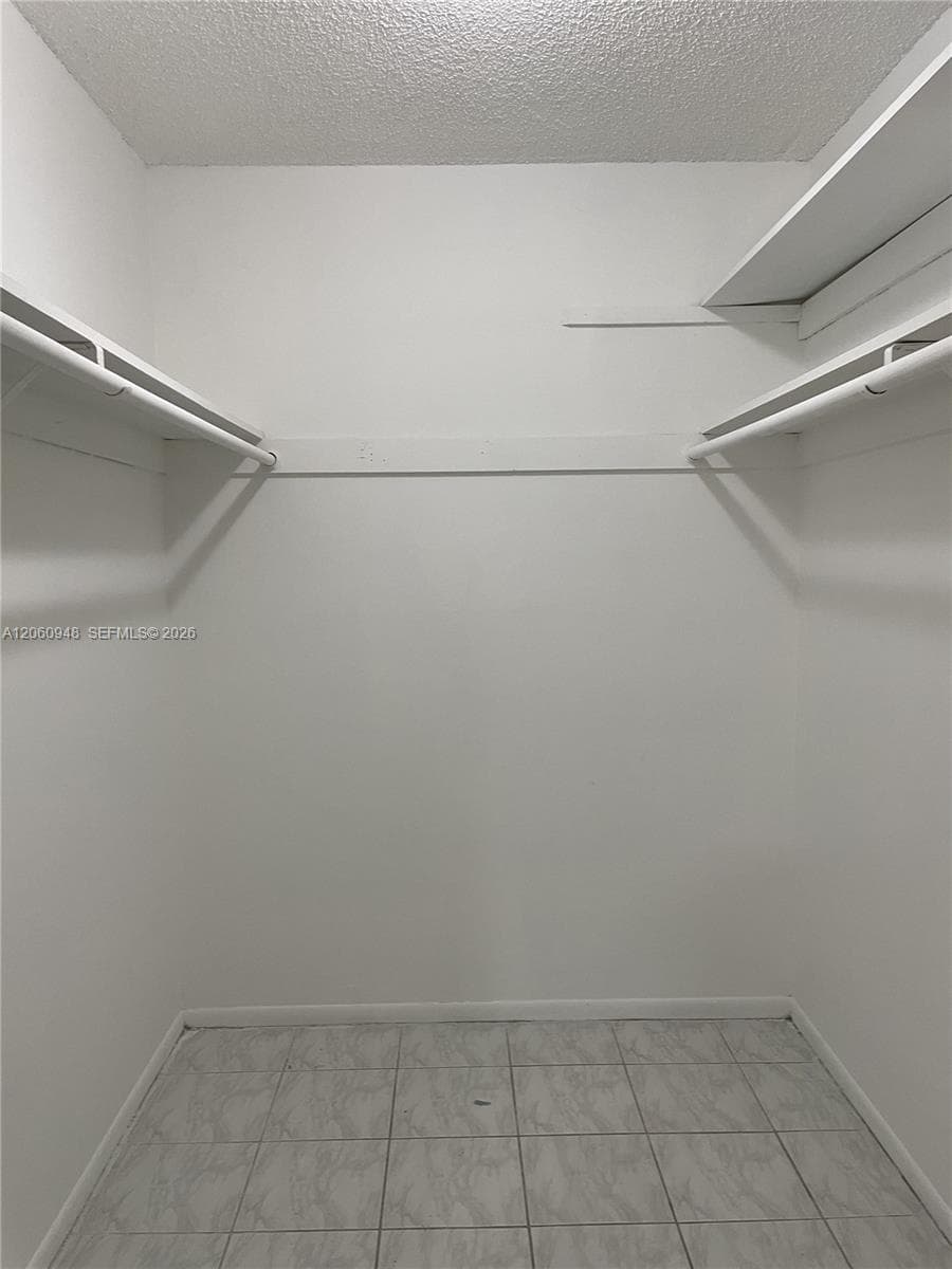LAKE PARK CONDO NO 1 - BL · #309-3J in Miami - Photo 17