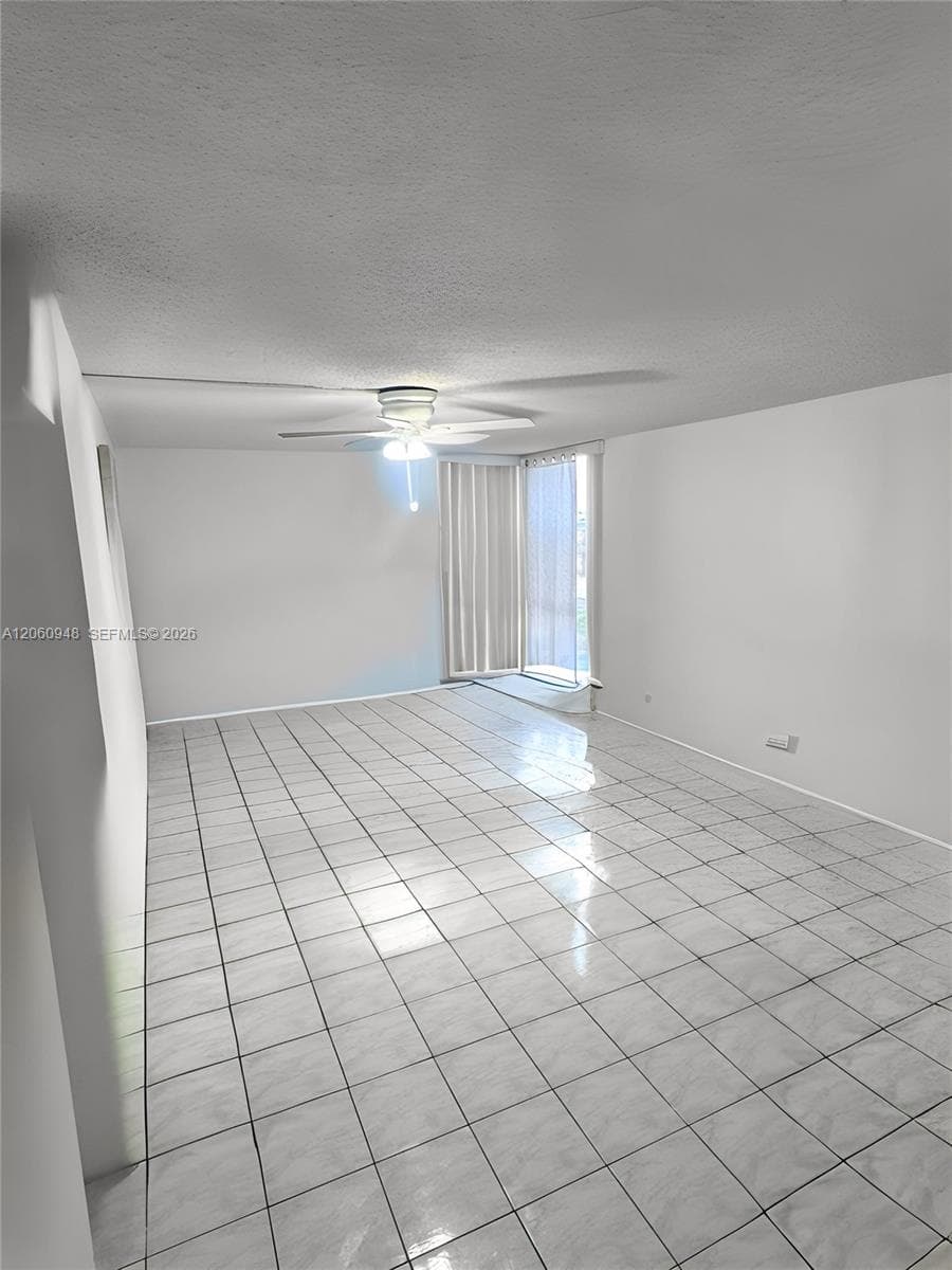 LAKE PARK CONDO NO 1 - BL · #309-3J in Miami - Photo 7