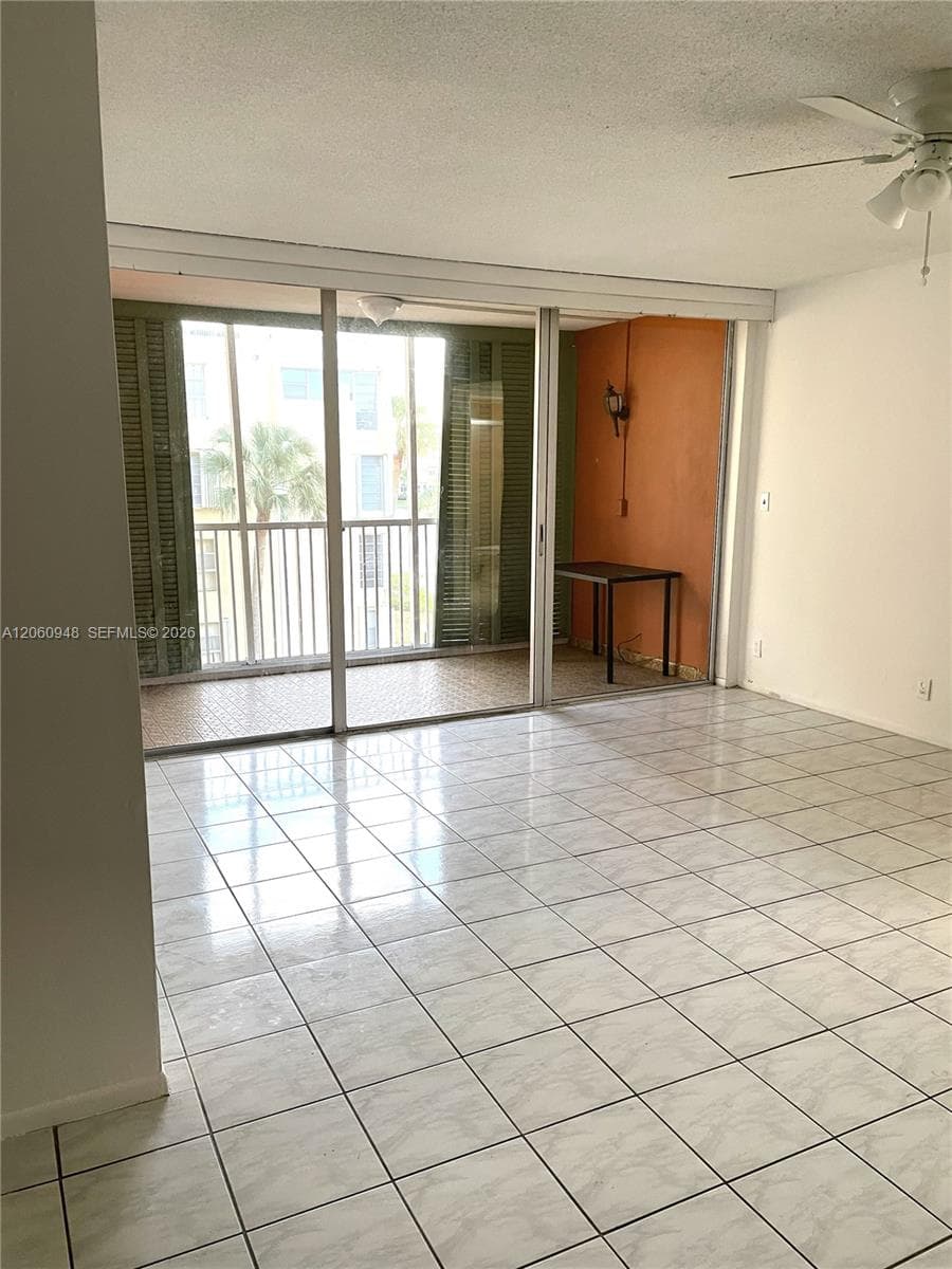 LAKE PARK CONDO NO 1 - BL · #309-3J in Miami - Photo 9