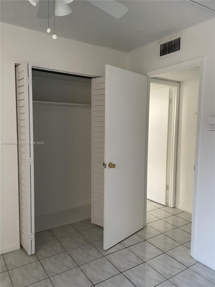 LAKE PARK CONDO NO 1 - BL · #309-3J in Miami - Photo 14