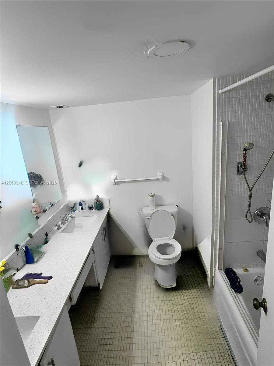LAKE PARK CONDO NO 1 - BL · #309-3J in Miami - Photo 15