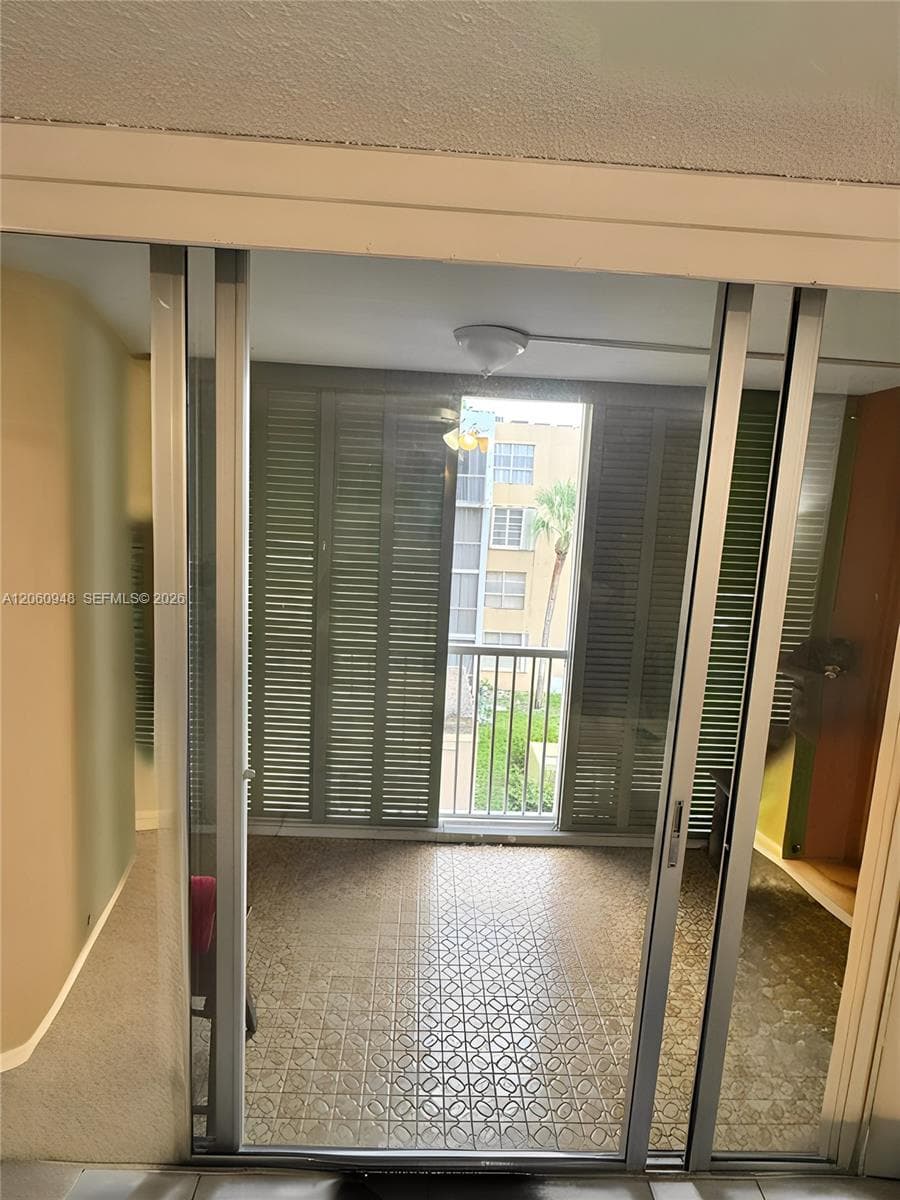 LAKE PARK CONDO NO 1 - BL · #309-3J in Miami - Photo 19