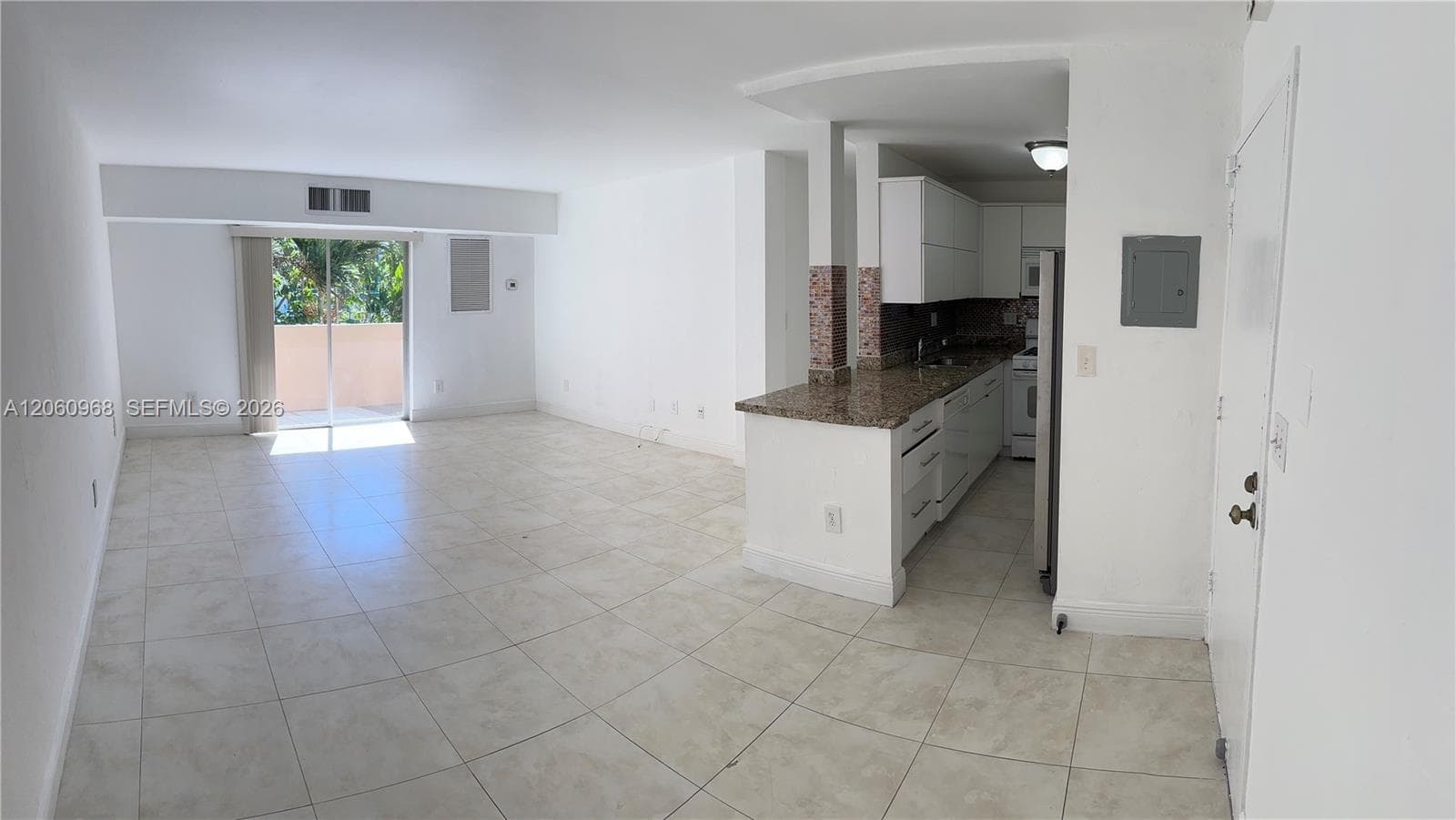 BRICKELL MAR CONDO · #46 in Miami - Photo 2