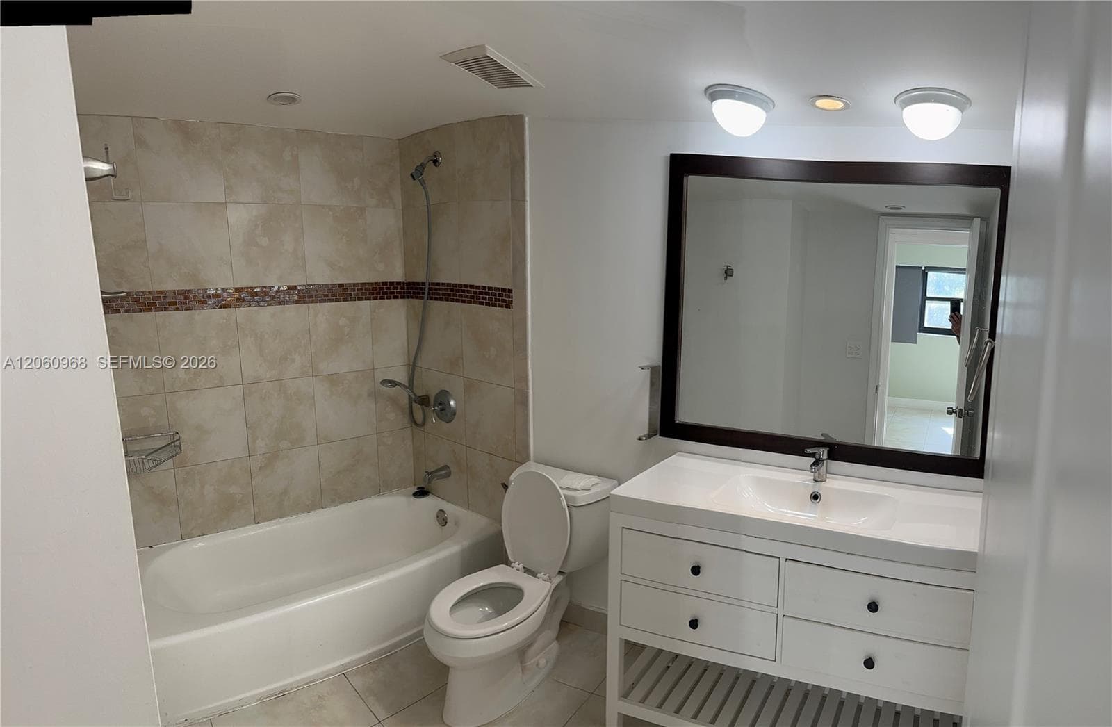 BRICKELL MAR CONDO · #46 in Miami - Photo 7