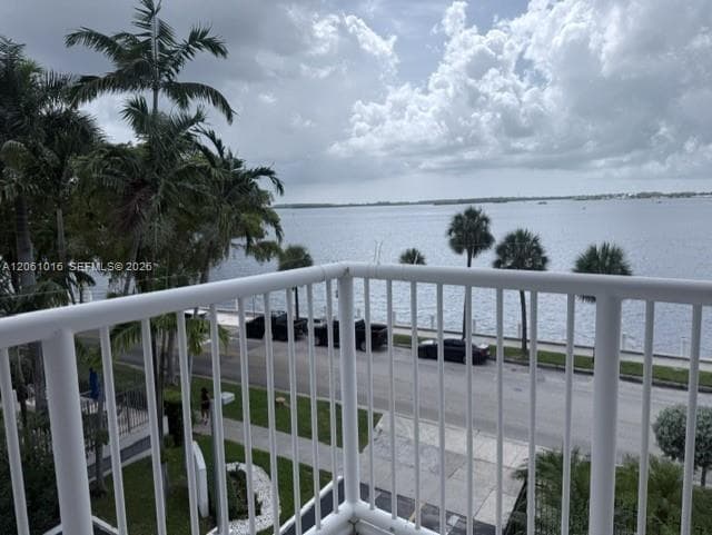 BRICKELL SHORES CONDO · #401 in Miami - Photo 42