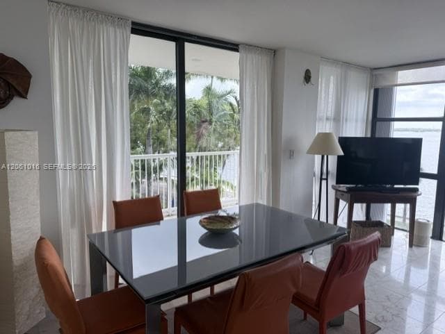 BRICKELL SHORES CONDO · #401 in Miami - Photo 14