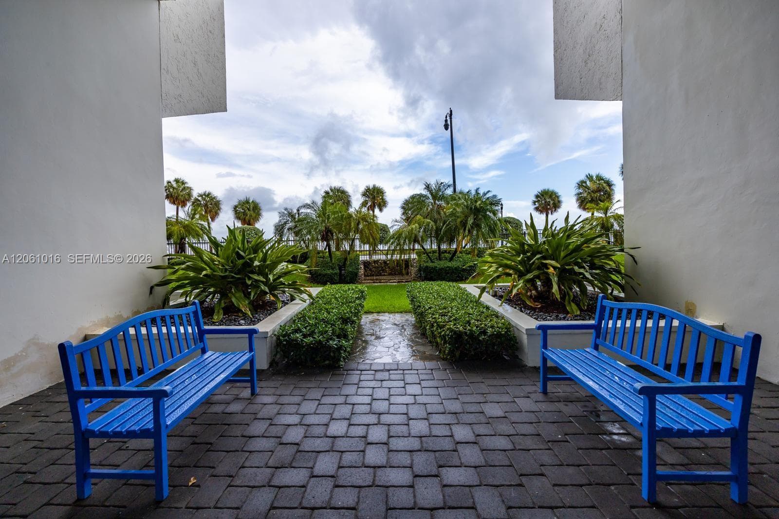 BRICKELL SHORES CONDO · #401 in Miami - Photo 4