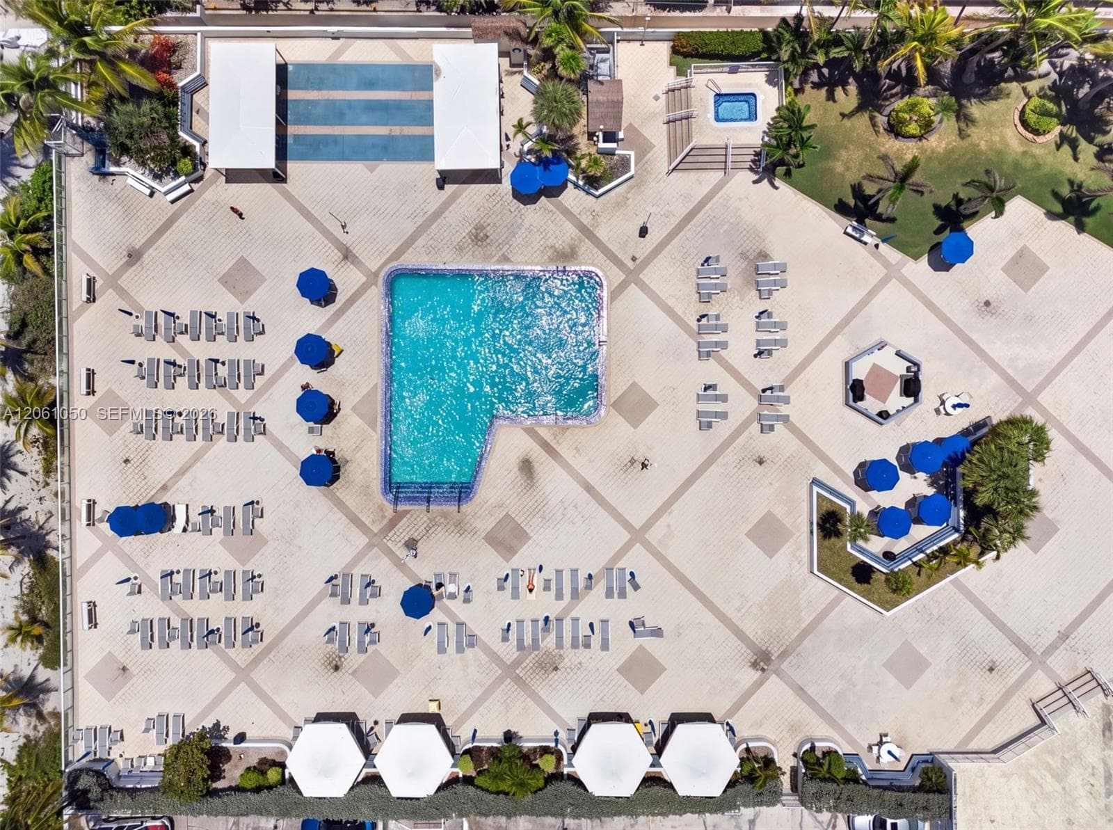 PARKER PLAZA CONDO ESTATE · #723 in Hallandale Beach - Photo 21