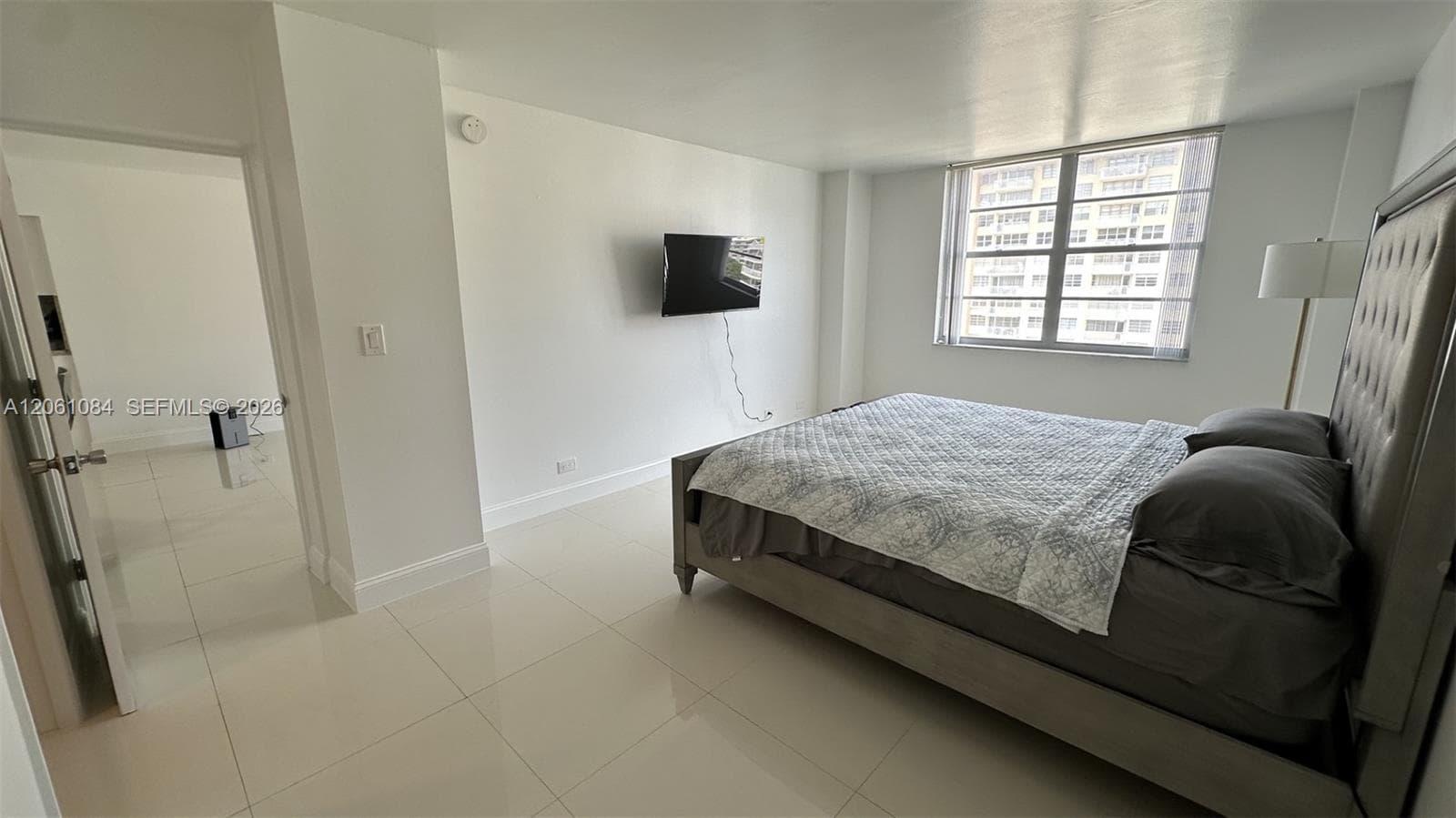 Winston Towers 100 · #1808 in Sunny Isles Beach - Photo 17