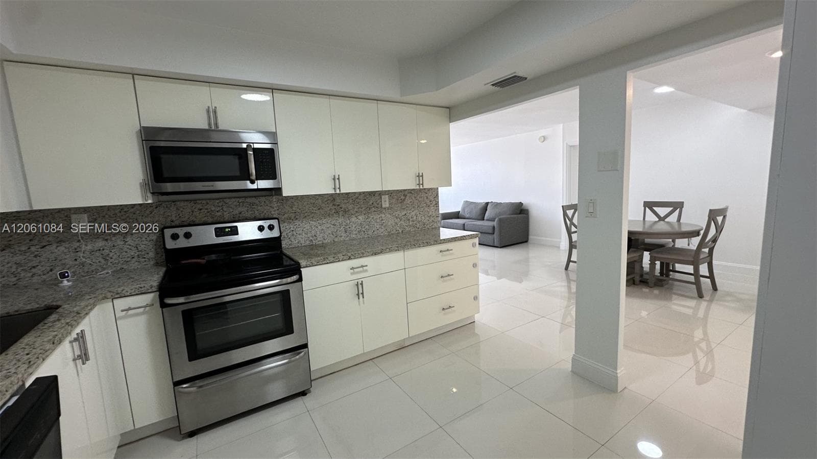Winston Towers 100 · #1808 in Sunny Isles Beach - Photo 5