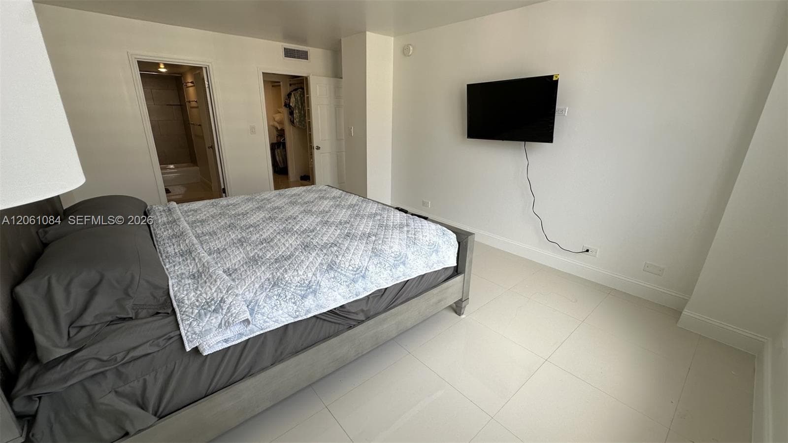 Winston Towers 100 · #1808 in Sunny Isles Beach - Photo 19