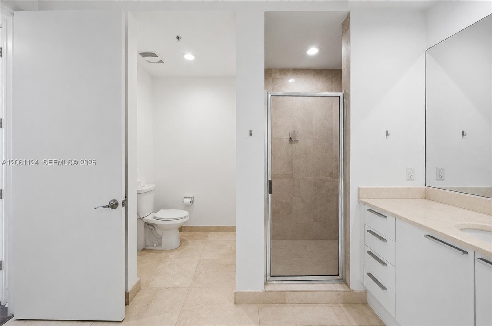 ONE FIFTY ONE AT BISCAYNE · #102 in North Miami - Photo 18