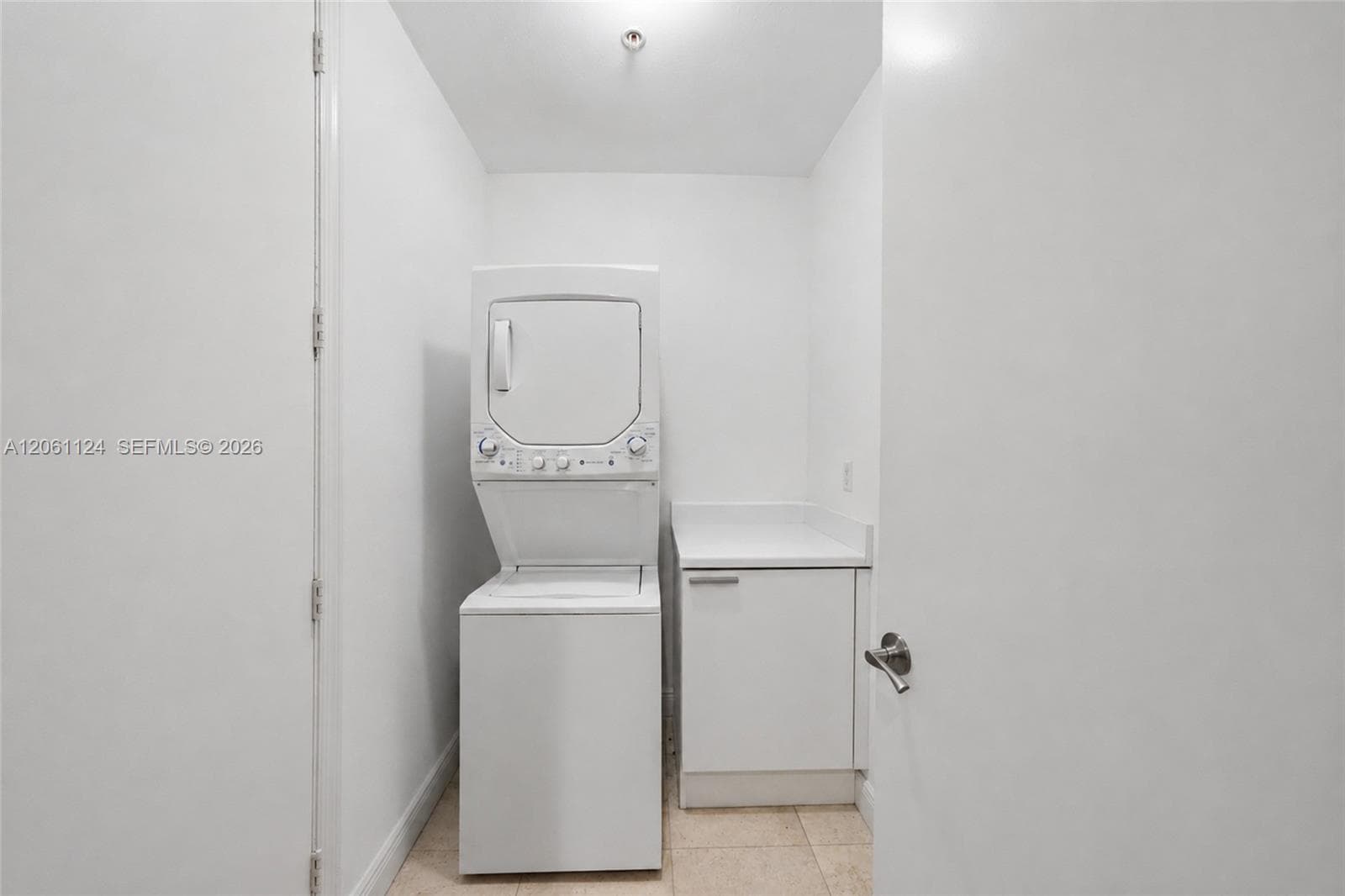 ONE FIFTY ONE AT BISCAYNE · #102 in North Miami - Photo 19