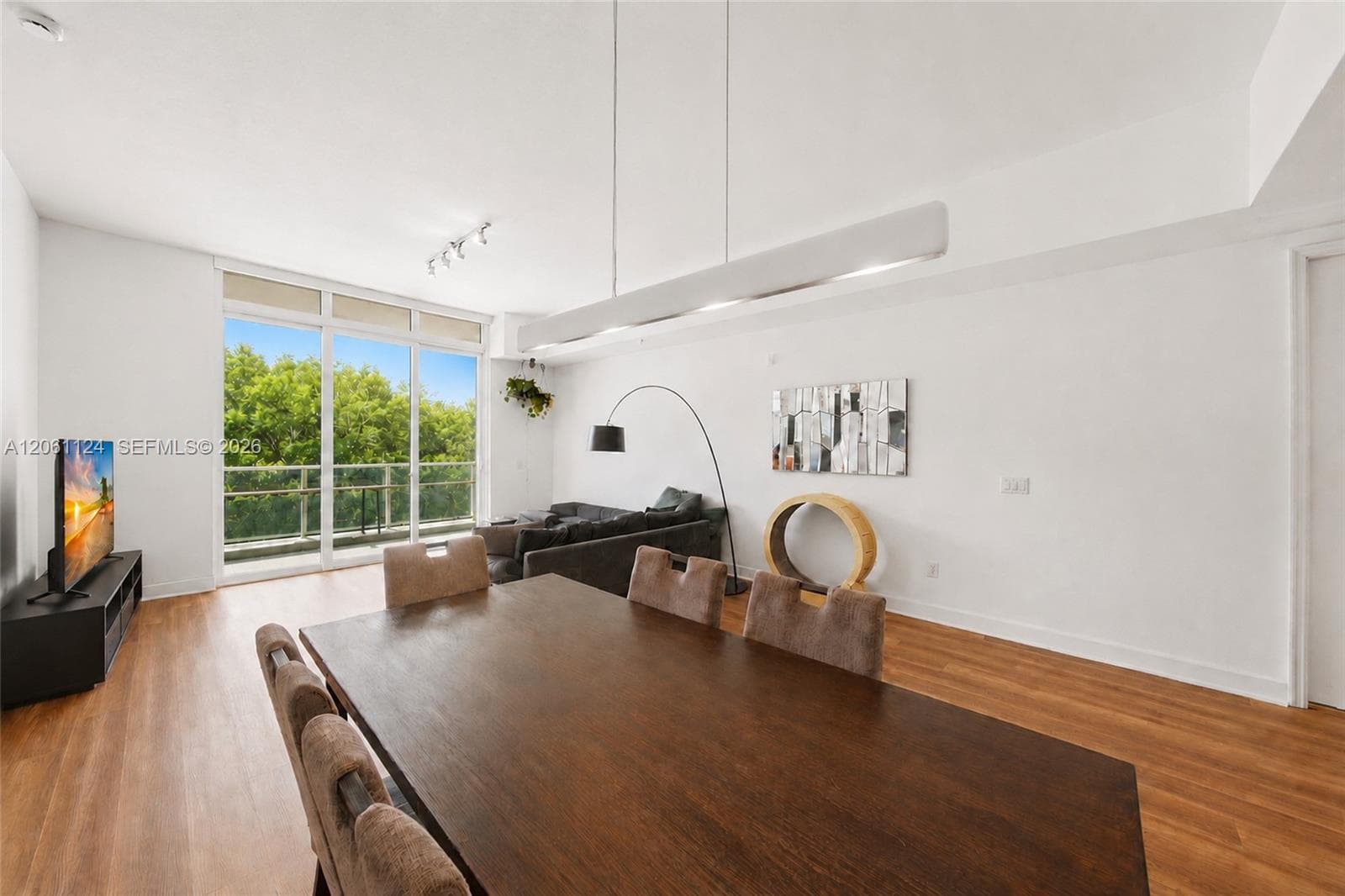 ONE FIFTY ONE AT BISCAYNE · #102 in North Miami - Photo 4