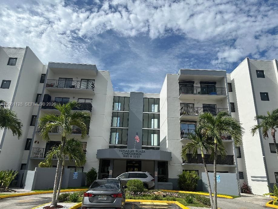 Versailles Plaza Condo · #518 in Hialeah - Photo 1