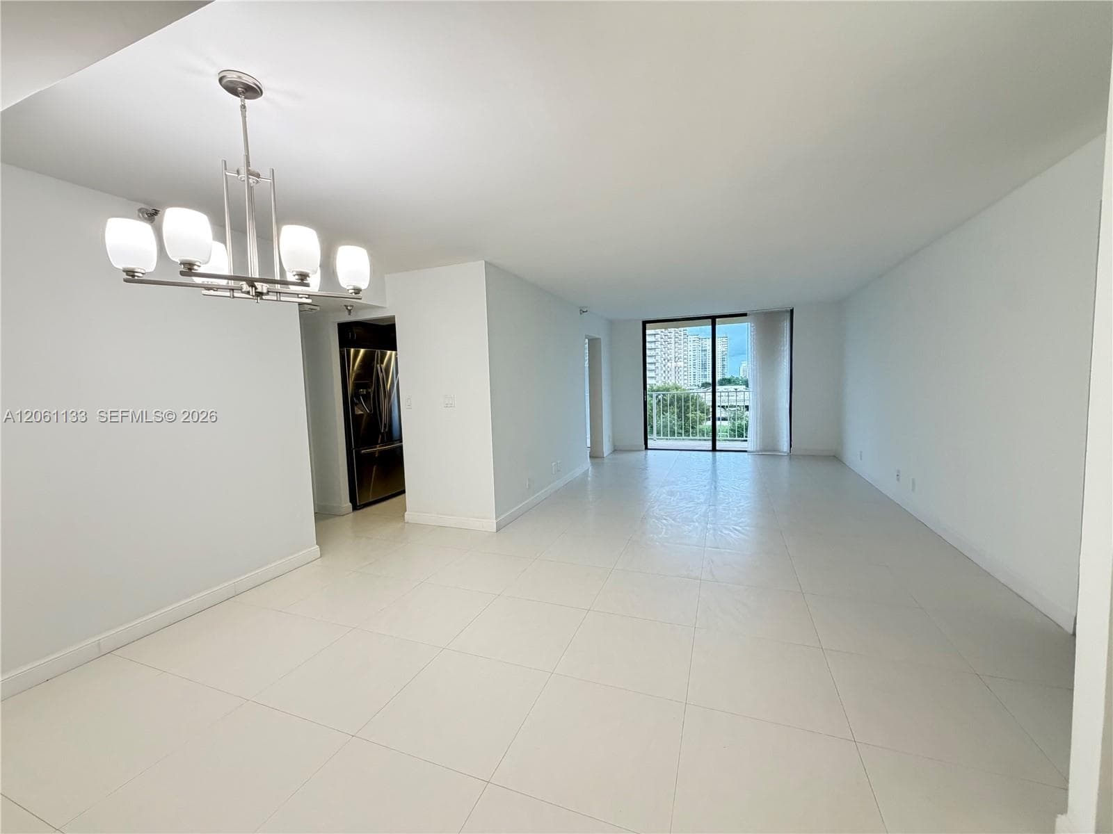WINSTON TOWERS 700 CONDO · #617 in Sunny Isles Beach - Photo 2