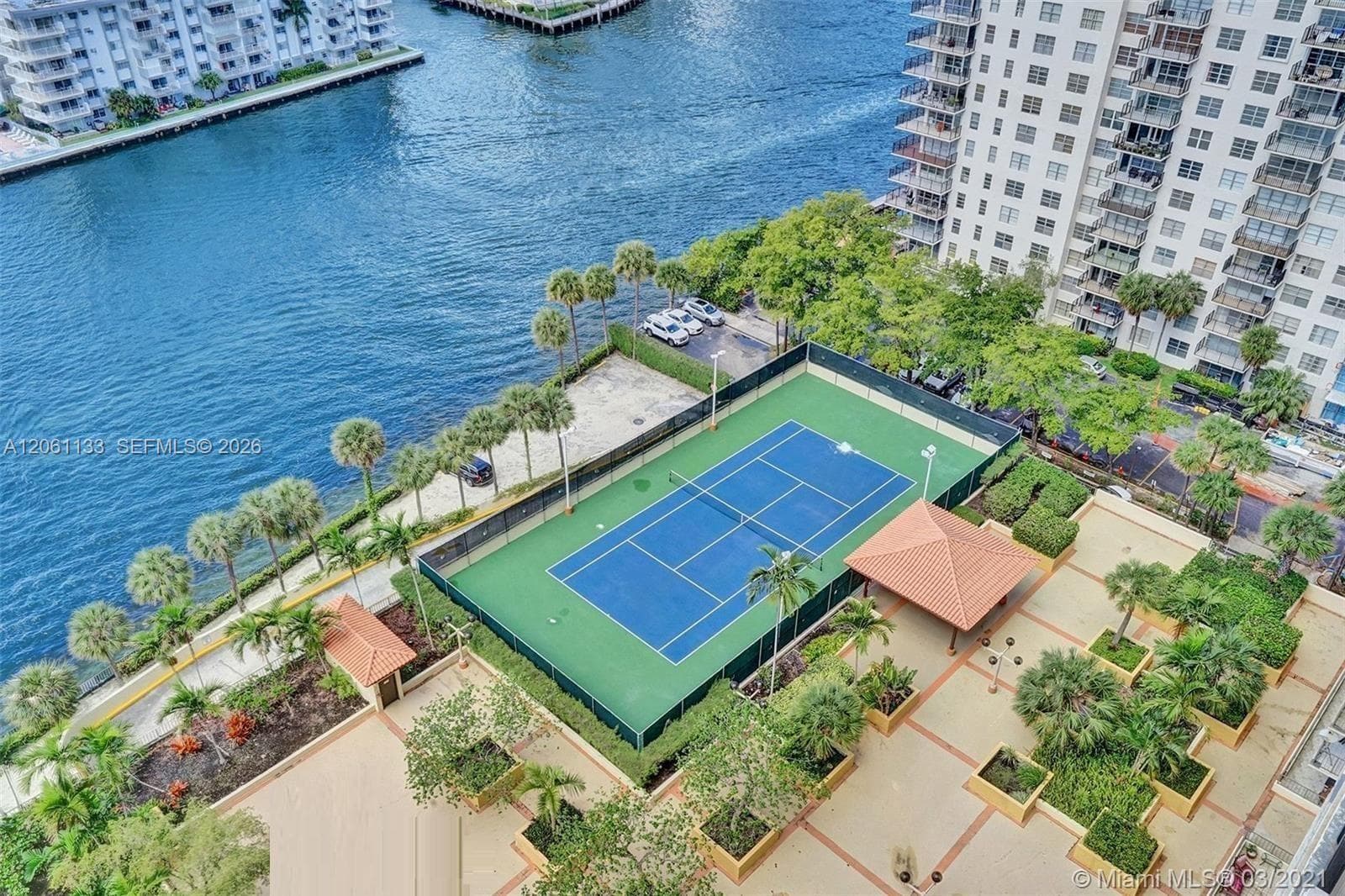 WINSTON TOWERS 700 CONDO · #617 in Sunny Isles Beach - Photo 20