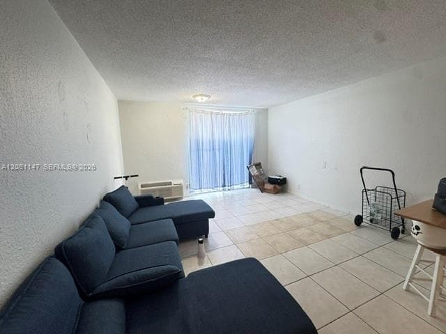 GOLDEN GATE APARTMENTS · #207 in Miami - Photo 2