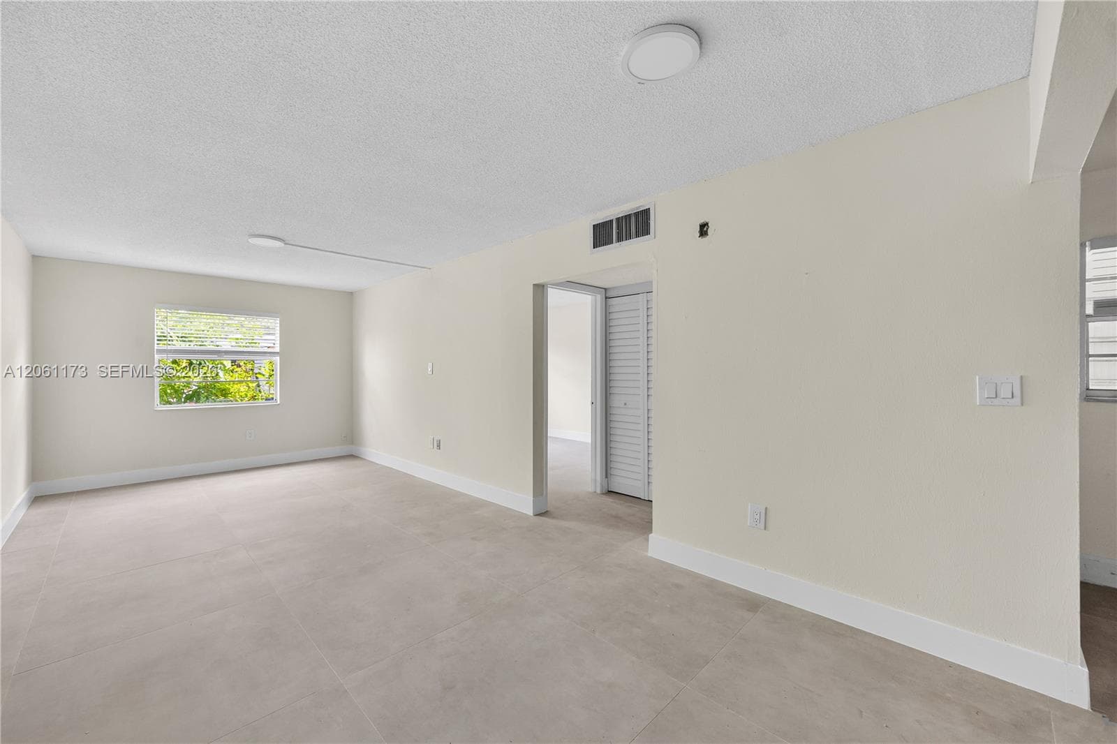 ST JAMES PARK · #107E in Hollywood - Photo 7