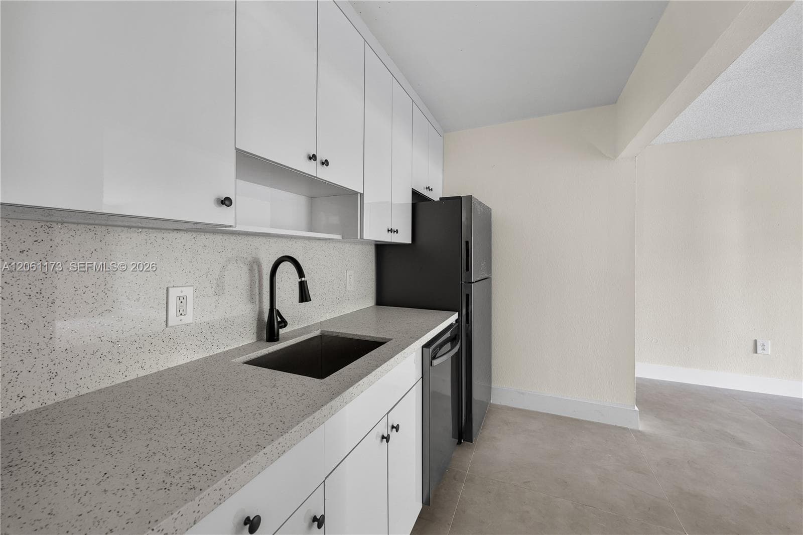 ST JAMES PARK · #107E in Hollywood - Photo 1