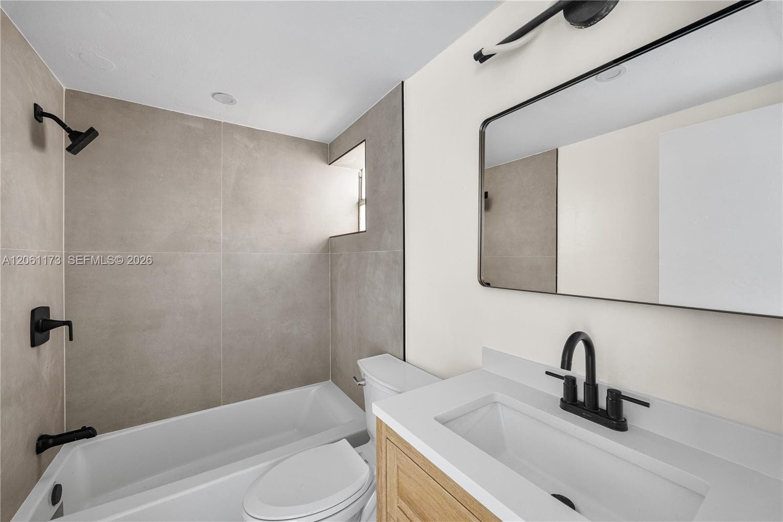 ST JAMES PARK · #107E in Hollywood - Photo 8