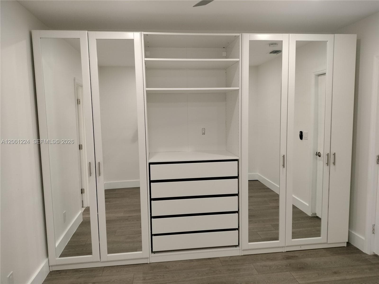 Master bed closet
