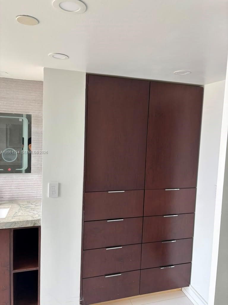 TURNBERRY TOWERS CONDO · #26E in Aventura - Photo 27