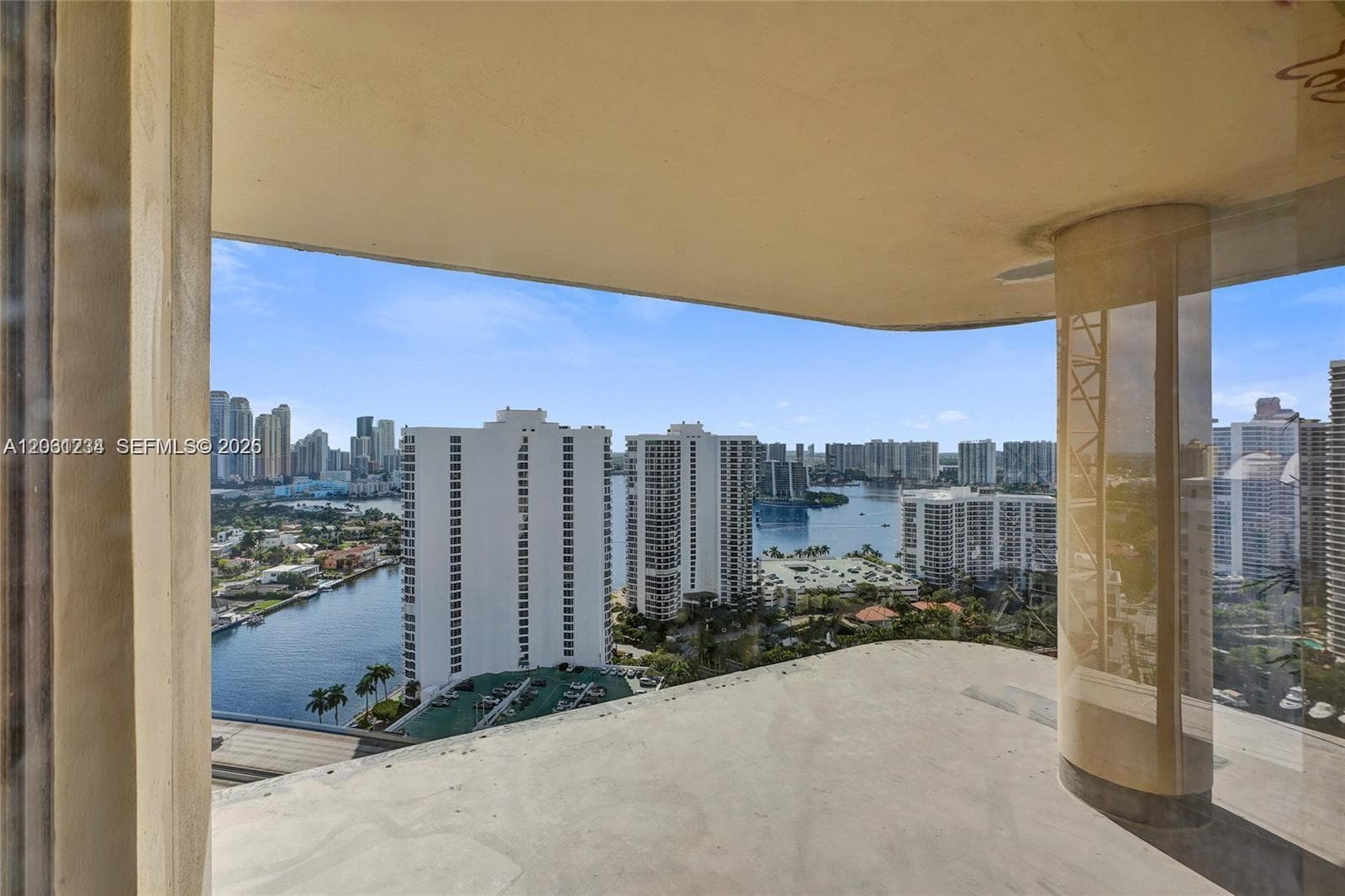 TURNBERRY TOWERS CONDO · #26E in Aventura - Photo 2
