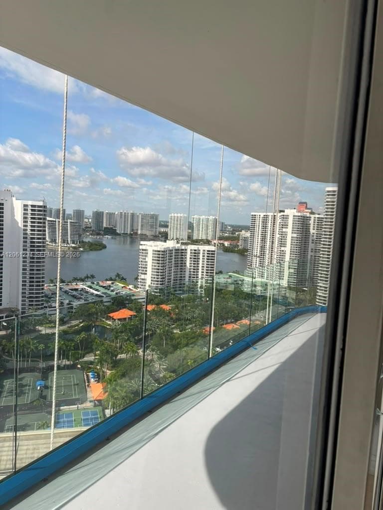 TURNBERRY TOWERS CONDO · #26E in Aventura - Photo 45