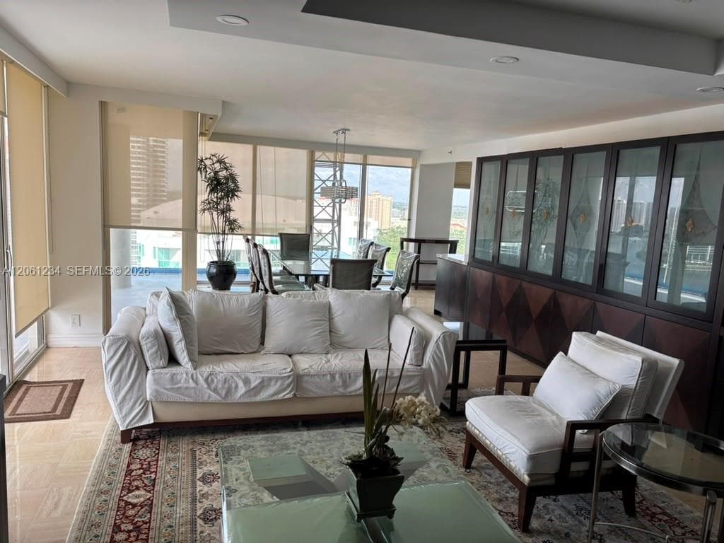 TURNBERRY TOWERS CONDO · #26E in Aventura - Photo 40