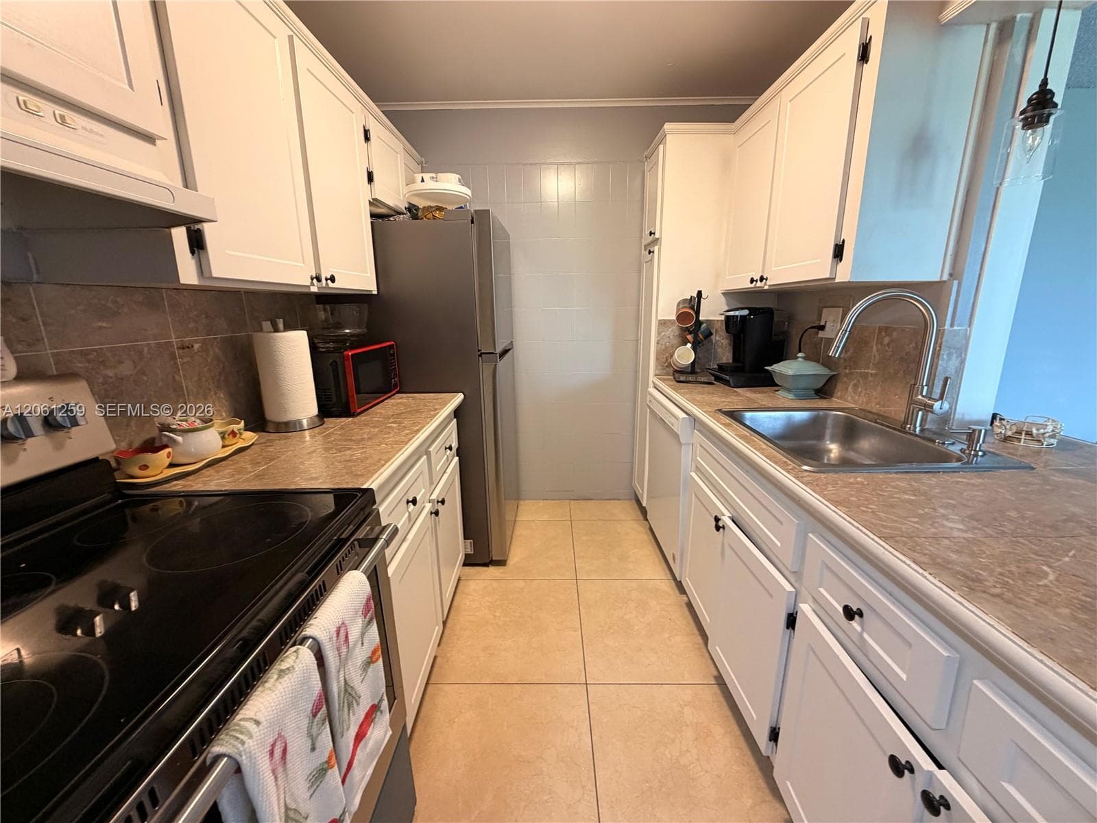 EASTERN PARKVIEW CONDO · #403 in North Miami Beach - Photo 10
