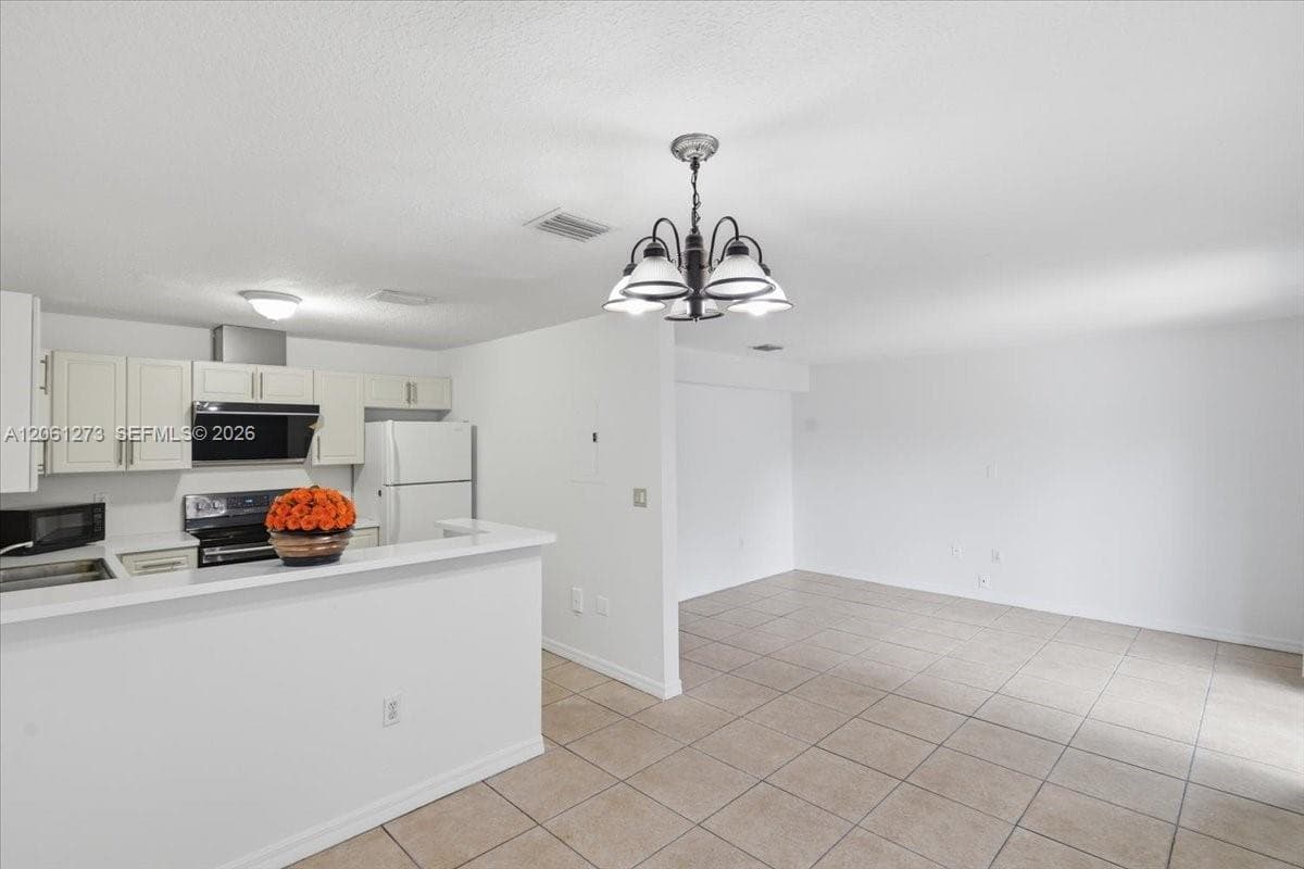 7245 NW 173rd Dr #2505 photo 16