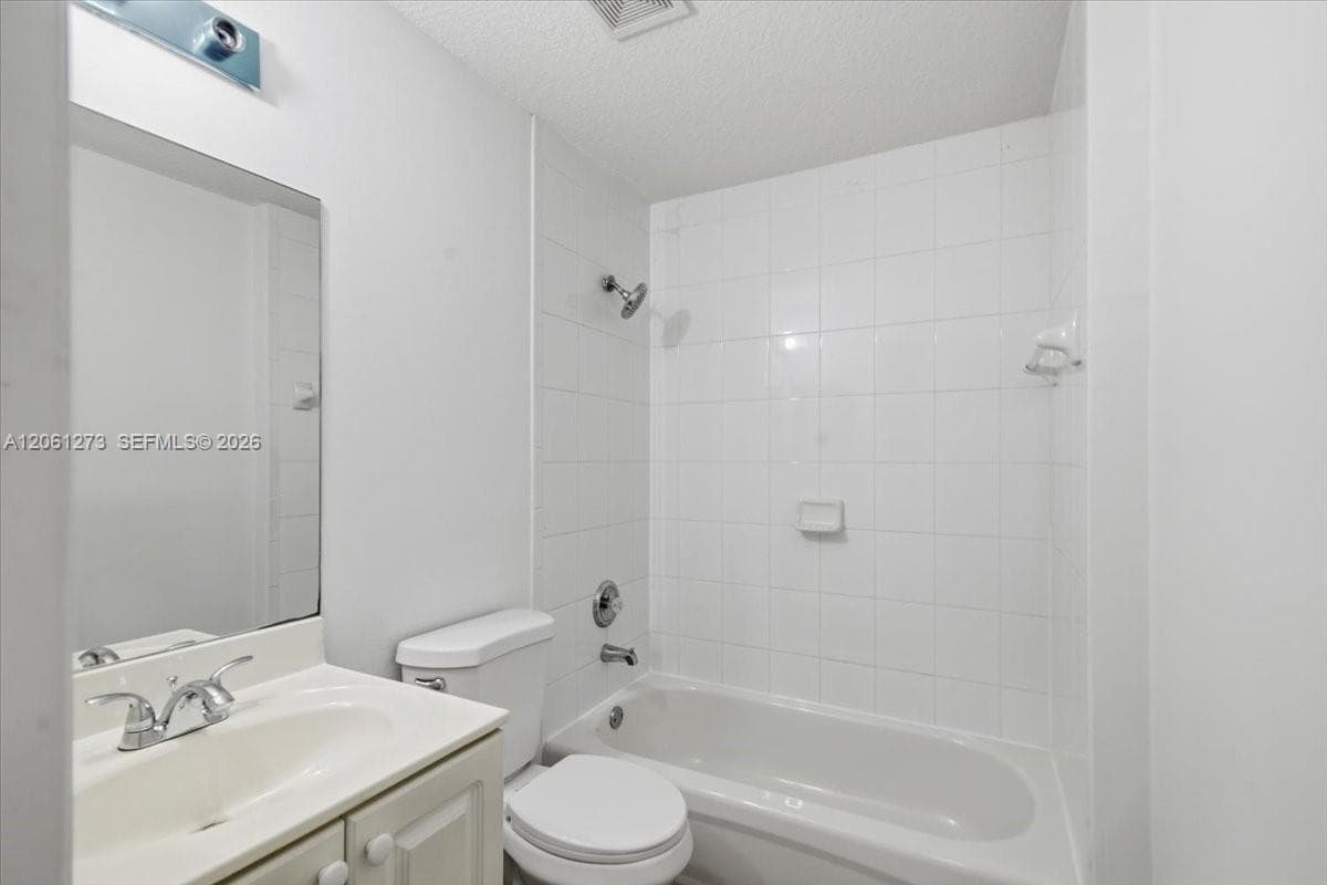 7245 NW 173rd Dr #2505 photo 7