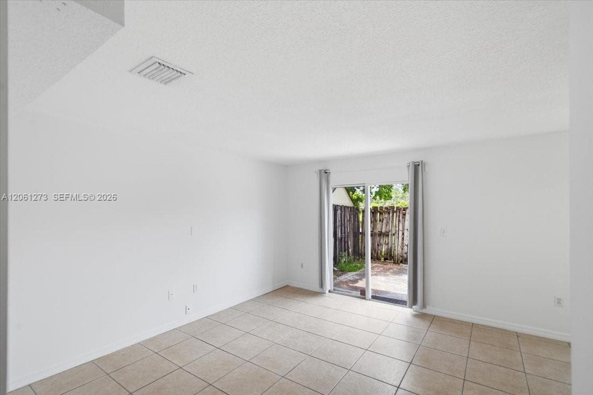 7245 NW 173rd Dr #2505 photo 10