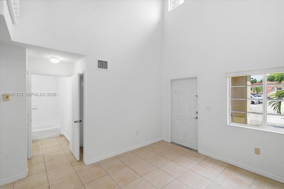 7245 NW 173rd Dr #2505 photo 4