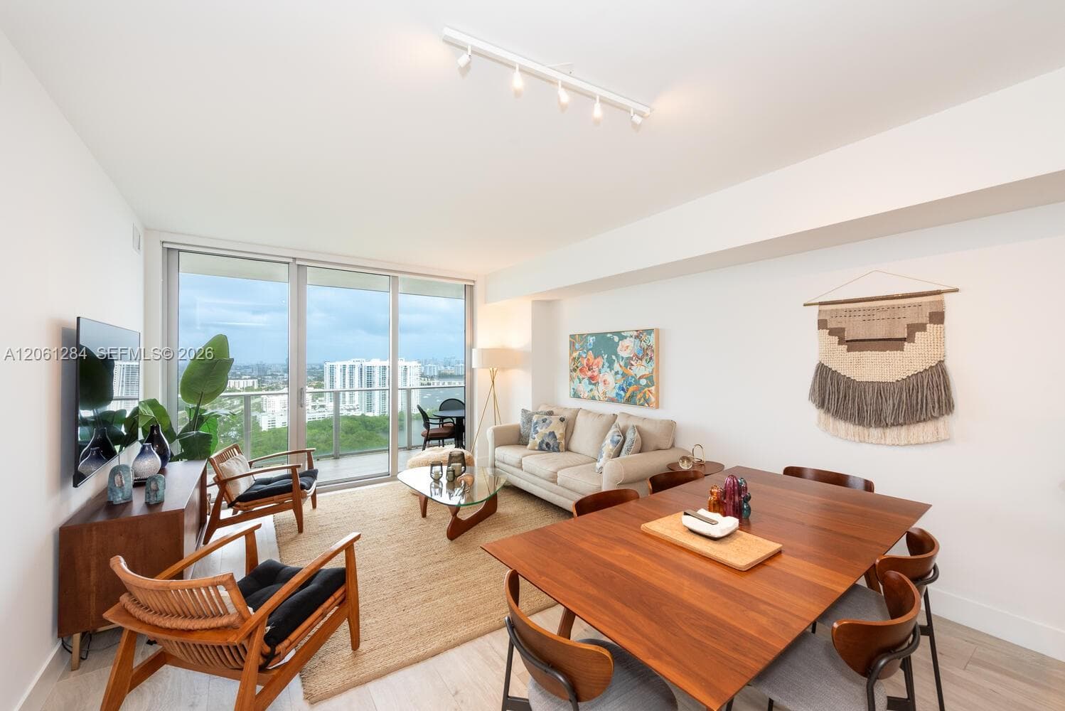 THE HARBOUR NORTH CONDO · #2904 in North Miami Beach - Photo 3